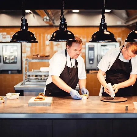 Lily Country Club Klofta