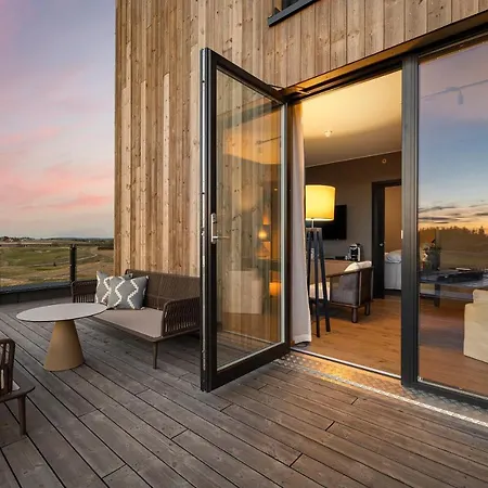 Lily Country Club Klofta