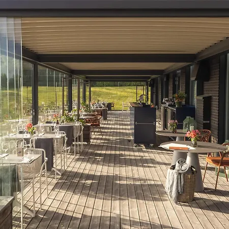 Lily Country Club Hotell Klofta