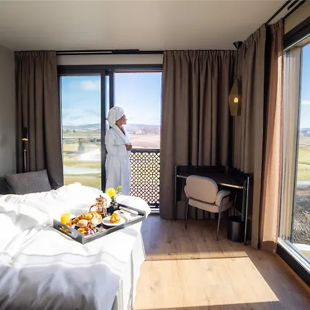 Hotell Lily Country Club 5*