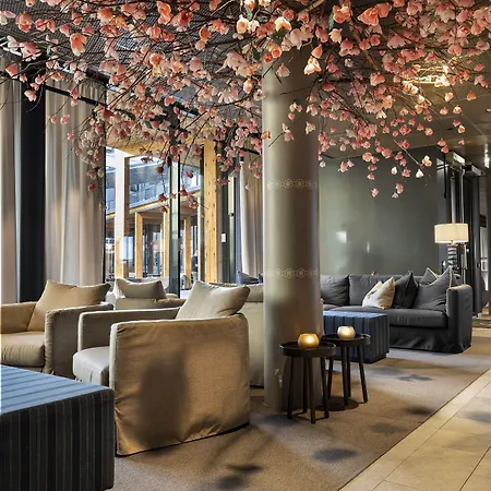 Lily Country Club Hotell Klofta