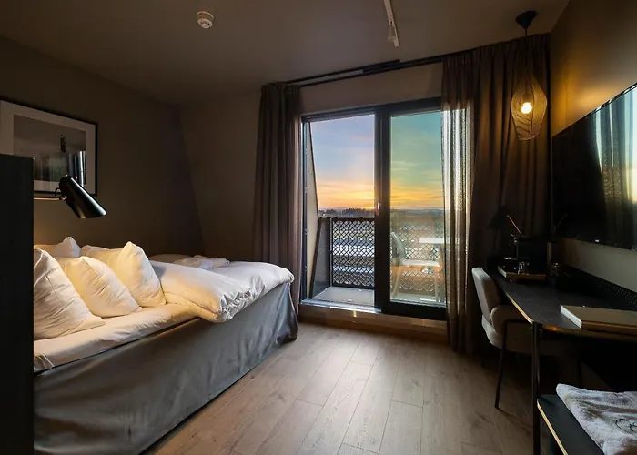 فندق Lily Country Club 5*