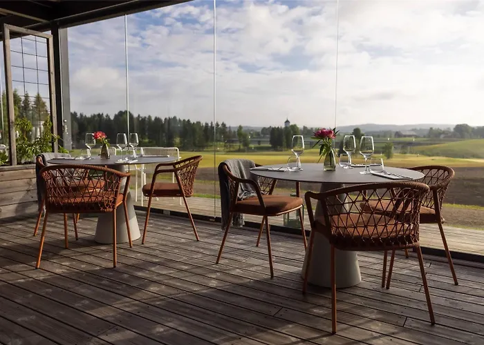 Lily Country Club Hotell Klofta