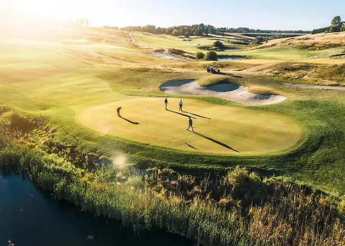 Hotell Lily Country Club Klofta