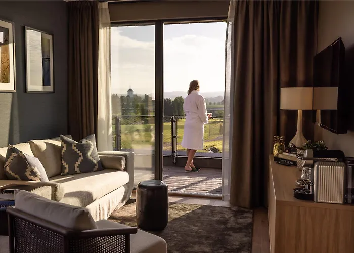 Lily Country Club Klofta