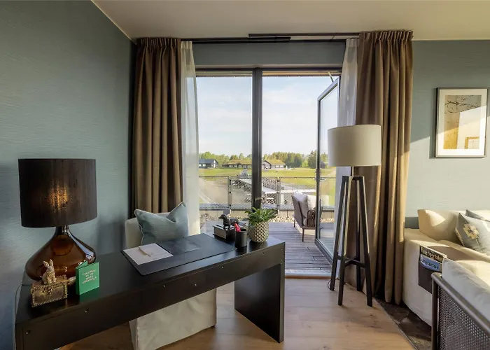 فندق Lily Country Club Klofta