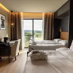 Lily Country Club 5*
