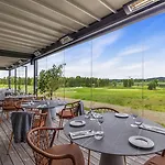 Lily Country Club Klofta