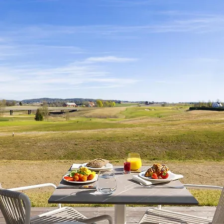 Lily Country Club 5* Klofta
