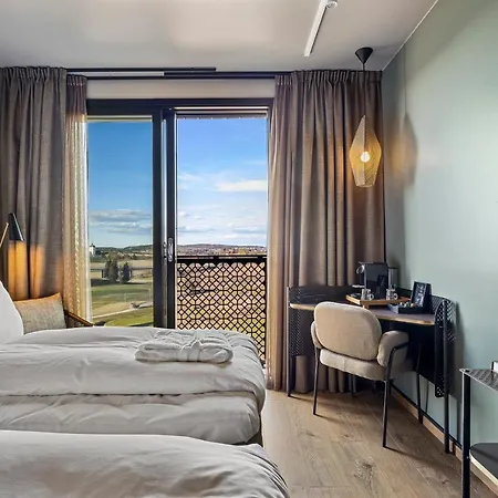Hotel Lily Country Club Klofta