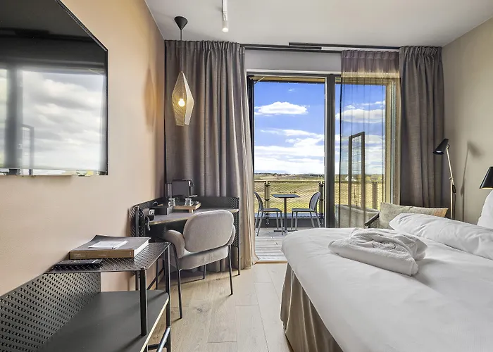 Otel Lily Country Club 5*